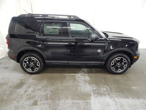 New 2025 Ford Bronco Sport Outer Banks w/ Outer Banks Tech Package+ image 2