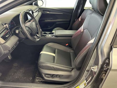Certified 2025 Toyota Camry SE FWD image 15
