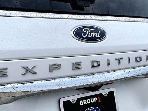 Certified 2022 Ford Expedition Max Limited RWD image 31