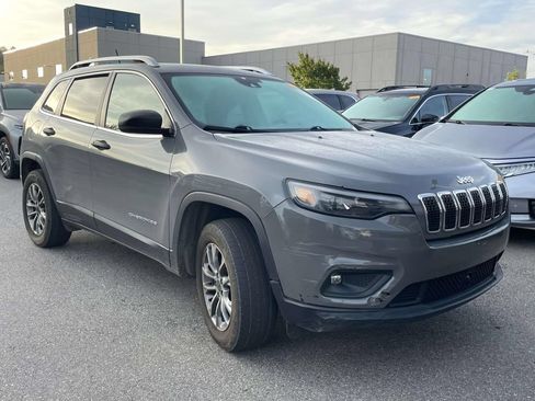 Used 2021 Jeep Cherokee Latitude Lux w/ Sun & Sound Group AWD/4WD image 1