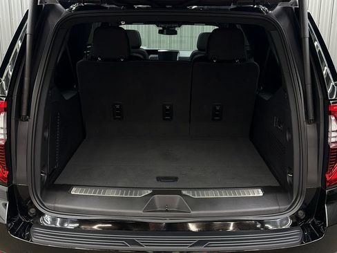 Used 2026 GMC Yukon XL Denali w/ Sun & Power Step Package AWD/4WD image 13