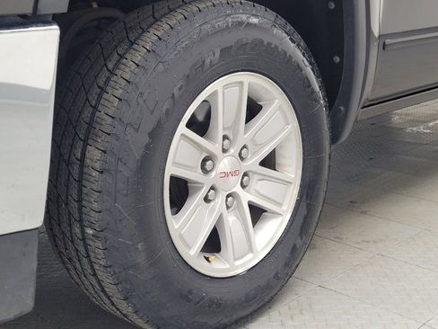 Used 2019 GMC Sierra 1500 SLE w/ SLE Value Package image 31