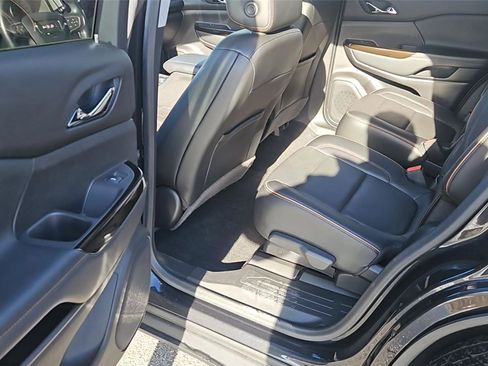 Used 2020 GMC Acadia AT4 w/ Driver Alert Package II image 11