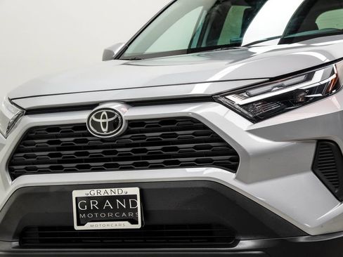 Used 2024 Toyota RAV4 XLE image 2