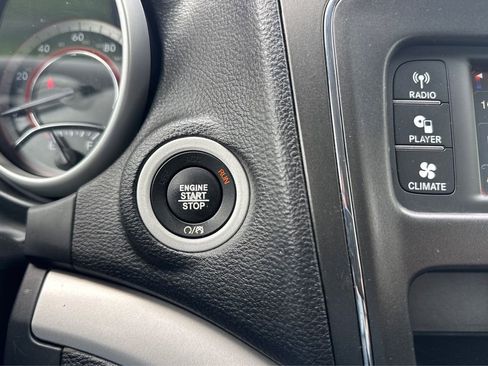 Used 2019 Dodge Journey SE w/ Connectivity Group FWD image 25