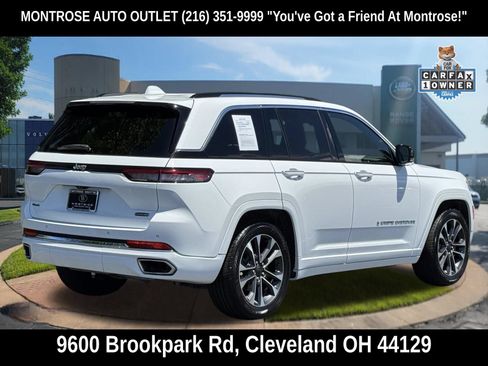 Used 2023 Jeep Grand Cherokee Overland AWD/4WD image 4