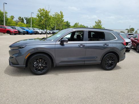 Used 2025 Honda CR-V Sport image 5