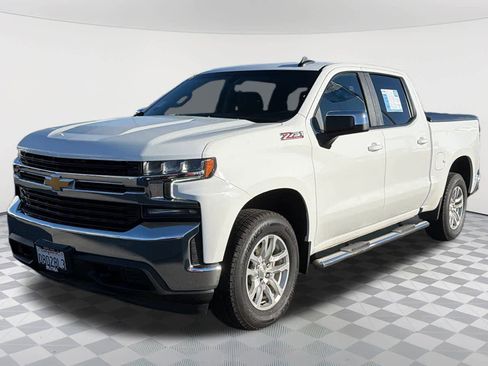 Used 2021 Chevrolet Silverado 1500 LT image 1