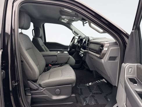 Used 2025 Ford F150 XLT w/ Equipment Group 301A Standard image 16