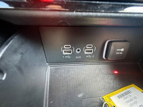 Used 2024 Jeep Grand Cherokee Altitude AWD/4WD image 35