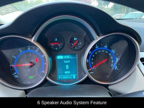 Used 2015 Chevrolet Cruze LT w/ Technology Package FWD image 11