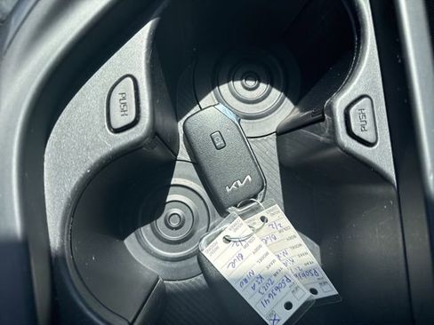 Used 2023 Kia Niro Wind w/ Wind Preserve Package FWD image 31