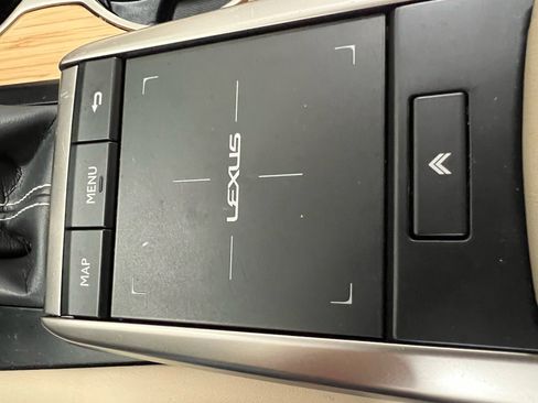 Used 2022 Lexus RX 350L FWD w/ Premium Package image 28