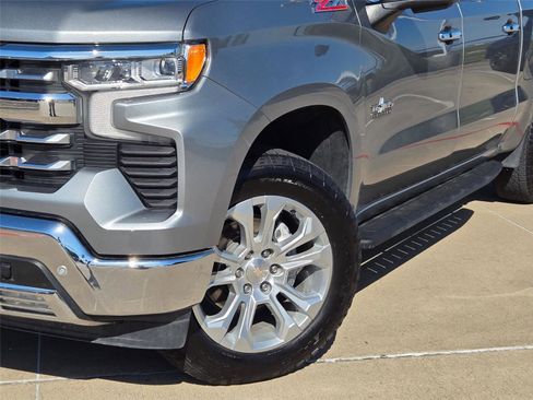 Used 2024 Chevrolet Silverado 1500 LTZ AWD/4WD image 6