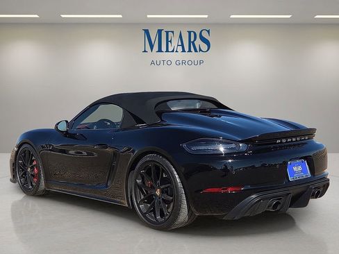Used 2021 Porsche 718 Boxster Spyder image 3