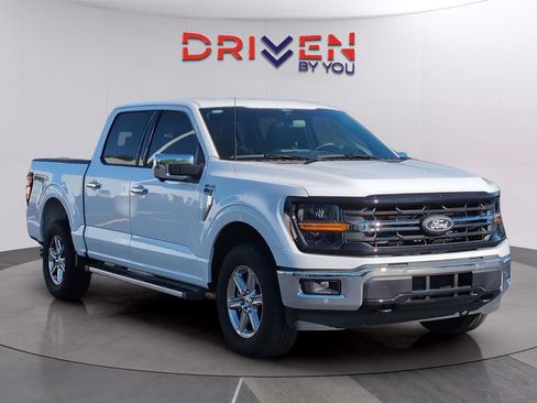 Used 2025 Ford F150 XLT w/ Equipment Group 302A MID AWD/4WD image 8