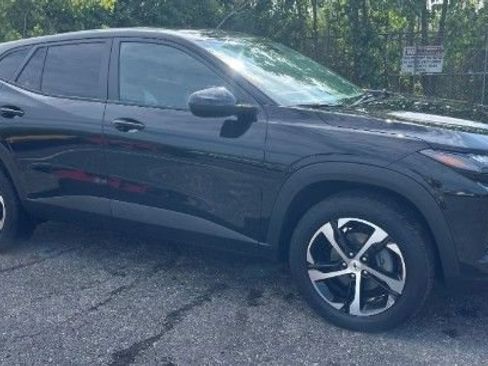 Used 2024 Chevrolet Trax RS FWD image 5