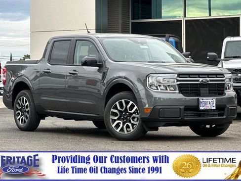 Used 2024 Ford Maverick Lariat image 2