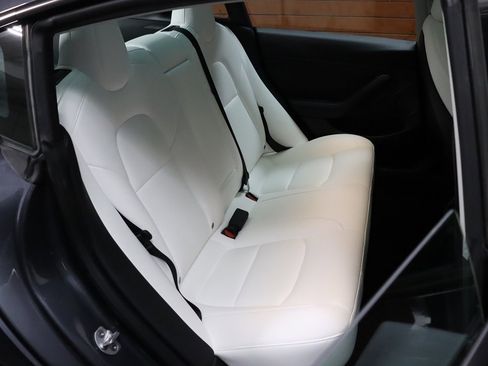 Used 2022 Tesla Model 3 Long Range image 30