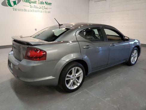 Used 2012 Dodge Avenger SXT Plus FWD image 6