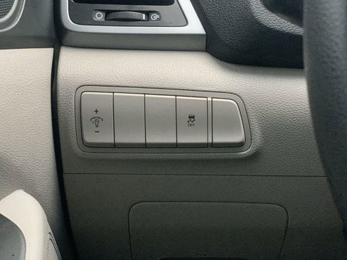 Used 2017 Hyundai Tucson SE image 16