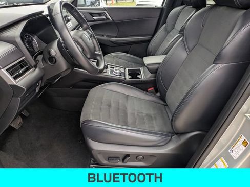 Used 2024 Mitsubishi Outlander SE FWD image 15