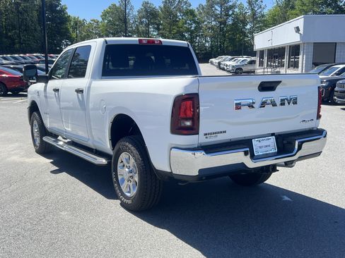 Used 2025 RAM 2500 Big Horn AWD/4WD image 6