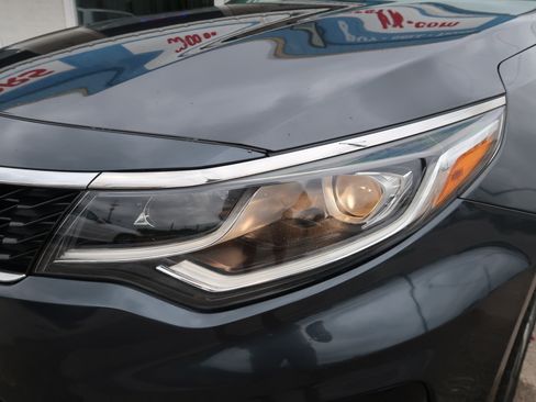 Used 2020 Kia Optima S FWD image 35