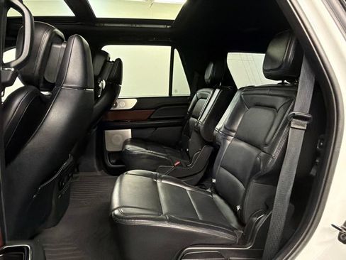 Certified 2021 Lincoln Navigator Reserve AWD/4WD image 35
