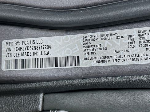 Used 2022 Jeep Grand Cherokee Overland w/ Luxury Tech Group IV image 12