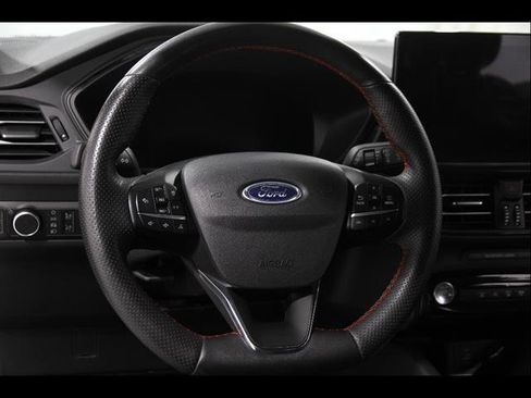 Certified 2023 Ford Escape ST-Line w/ Tech Pack #1 AWD/4WD image 7