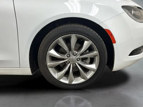 Used 2015 Chrysler 200 S w/ Navigation & Sound Group I FWD image 26