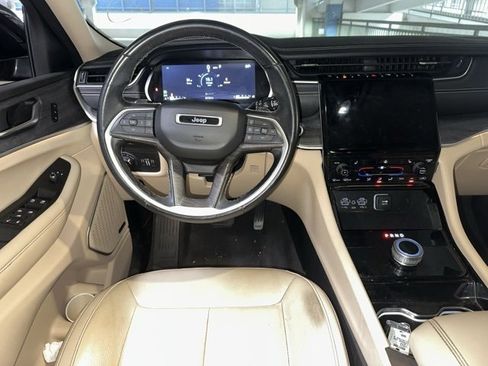 Used 2021 Jeep Grand Cherokee L Limited image 9