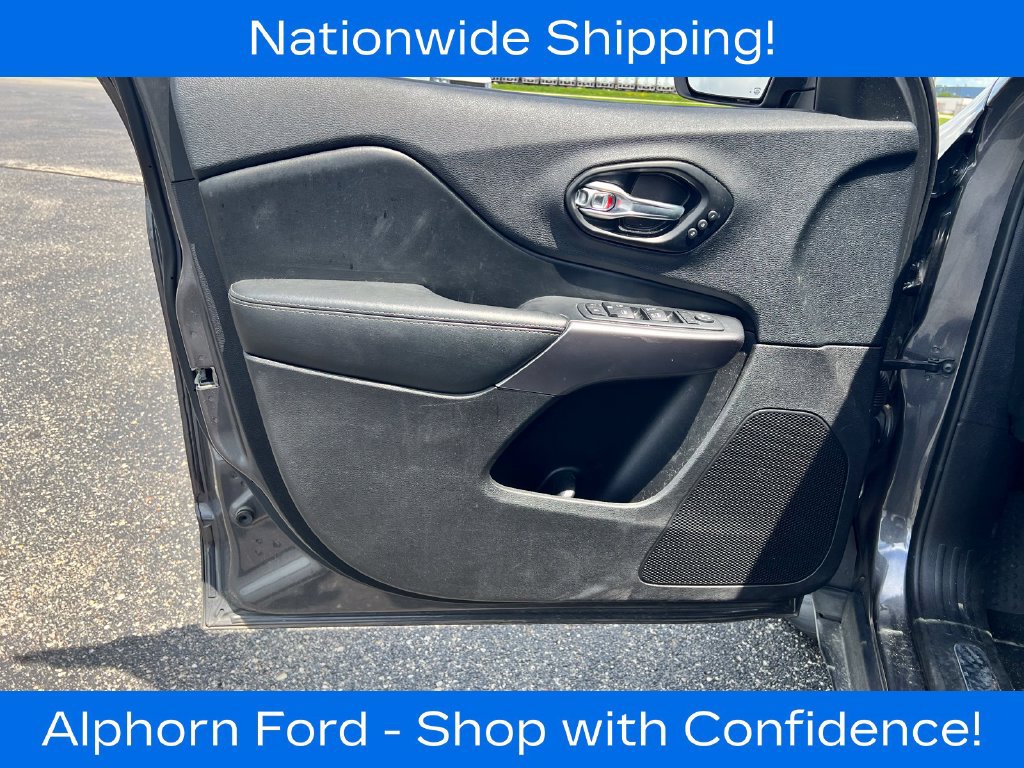 Used 2021 Jeep Cherokee Limited AWD/4WD image 11
