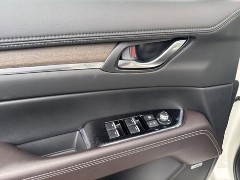 New 2025 MAZDA CX-5 Signature image 11