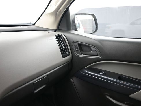 Used 2015 Chevrolet Colorado W/T w/ WT Convenience Package image 18