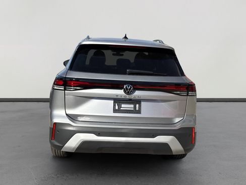 New 2026 Volkswagen Tiguan S image 5