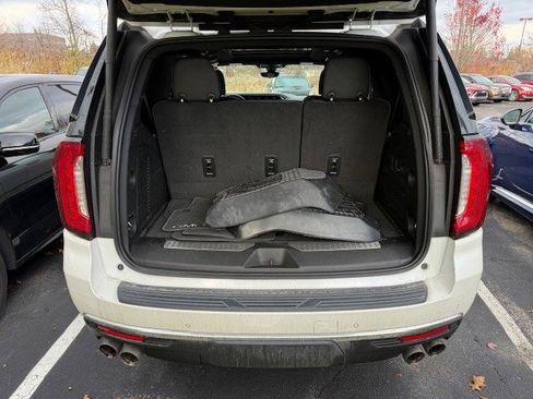 Used 2022 GMC Yukon Denali w/ Advanced Technology Package image 46