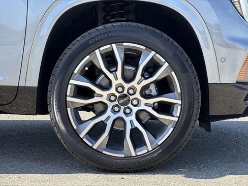 New 2026 GMC Acadia Denali Ultimate FWD image 31