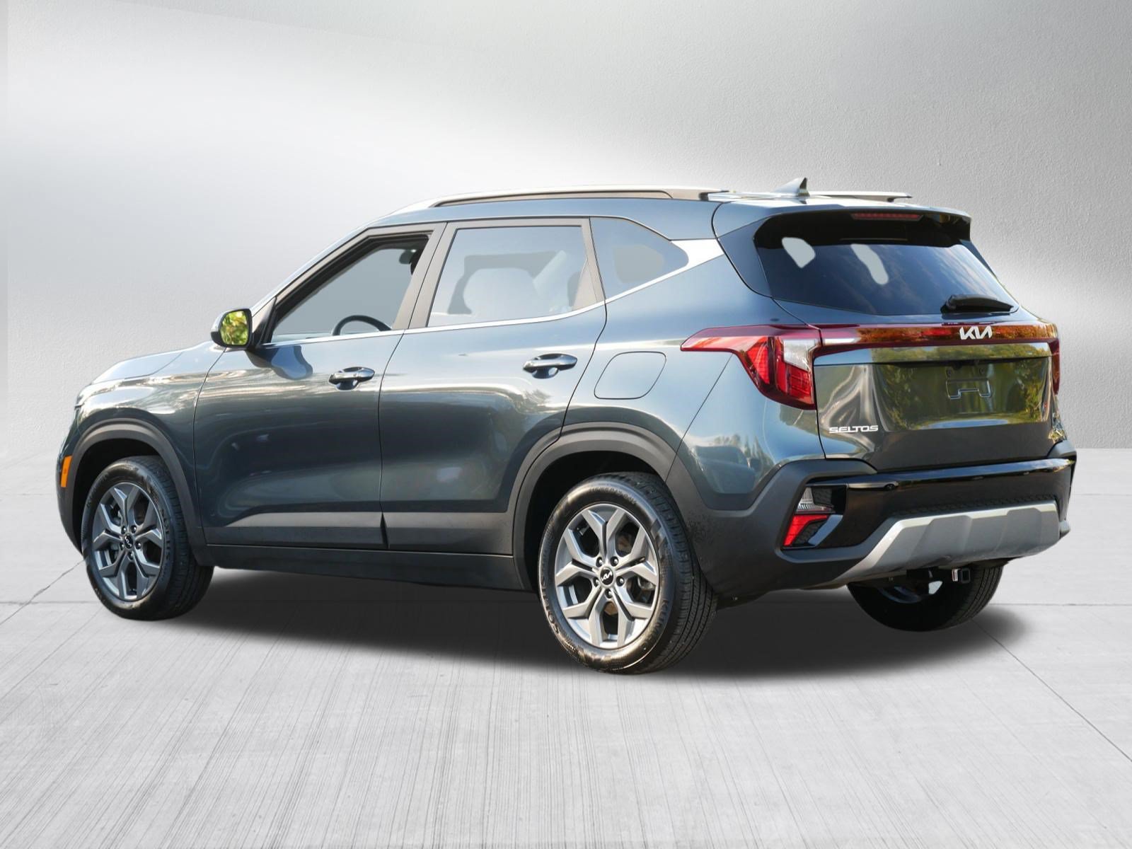 Certified 2024 Kia Seltos S AWD/4WD image 5