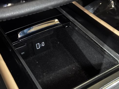 Used 2022 Lincoln Corsair Reserve image 29