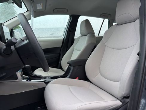 Certified 2023 Toyota Corolla Cross L image 14