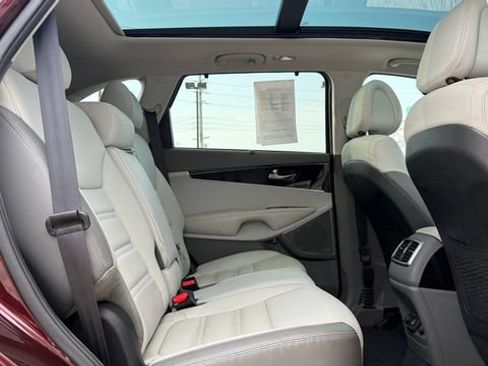 Used 2016 Kia Sorento SX AWD/4WD image 17