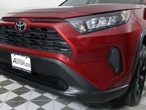 Used 2022 Toyota RAV4 LE FWD image 32