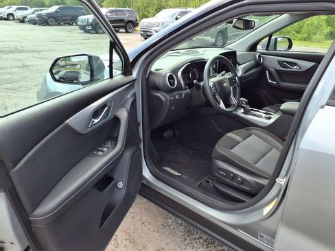 Used 2024 Chevrolet Blazer LT w/ Convenience Package FWD image 52