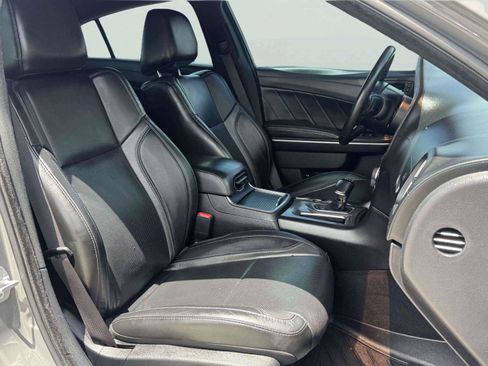 Used 2019 Dodge Charger SXT w/ Plus Group RWD image 49