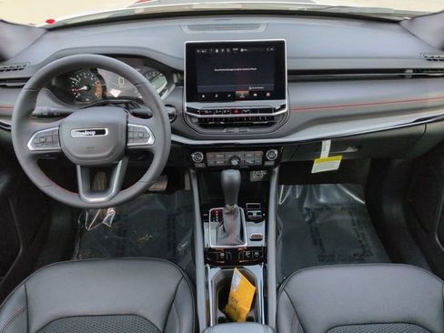 New 2026 Jeep Compass Trailhawk image 15