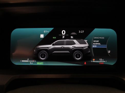 Used 2025 Toyota 4Runner Trailhunter image 81