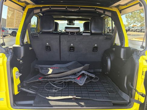 Used 2024 Jeep Wrangler Unlimited Rubicon 4xe AWD/4WD image 34