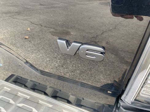 Used 2023 Toyota Tacoma Limited image 7